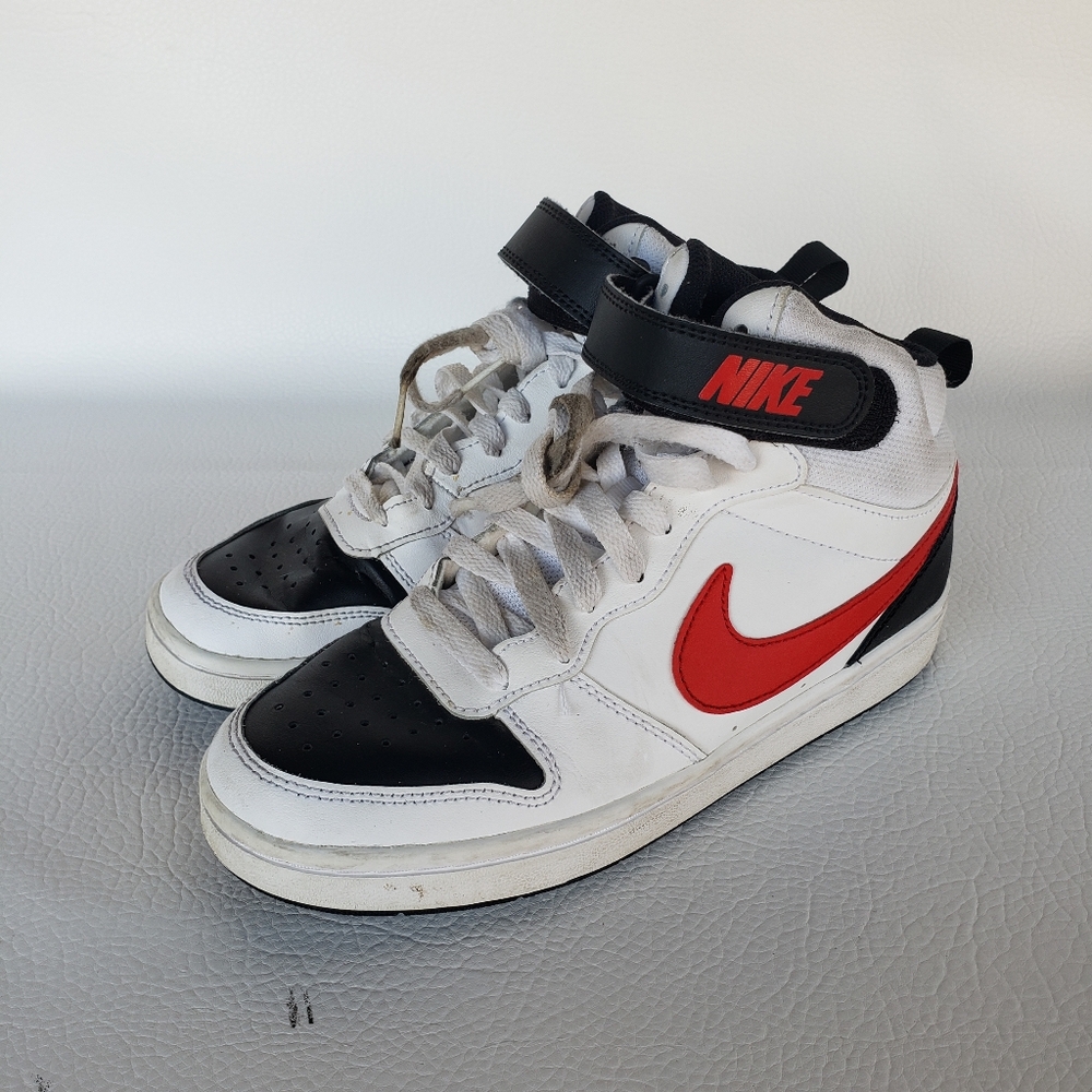 Nike Court Borough Mid 2 High-Top Size 5.5Y White Red Shoes Sneakers CD7782-110.